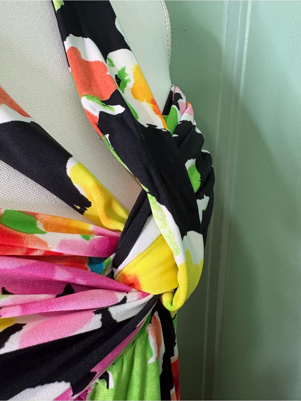 Lauren Ralph Lauren Black Strapless Floral Maxi Dress with Bright Blooms - Picture 11 of 13